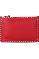 Valentino ROCKSTUD LARGE GRAINED ZIP POUCH | ROUGE PUR
